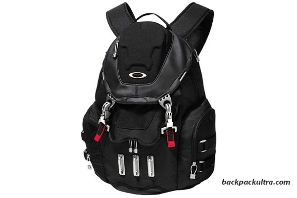 Oakley Men’s Bathroom Sink Backpack